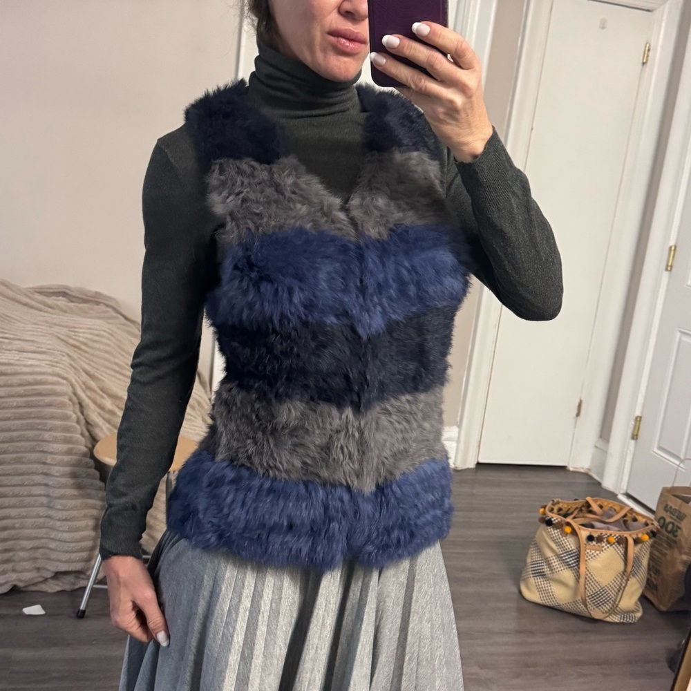 Badgley Mischka Genuine Rabbit Fur Vest - Picture 13 of 15